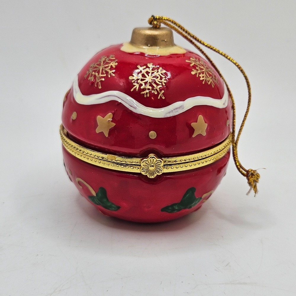 VTG Christmas Ornament Trinket Box Red Snowflake Hinged Holiday Decor